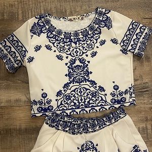 Summery blue and white two piece set! Shorts and shirt in great condition!